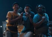 Konsepnya Beda Banget! ‘Pesugihan Sate Gagak’ Rilis Teaser Iklan Absurd yang Target Pasarnya Para Arwah