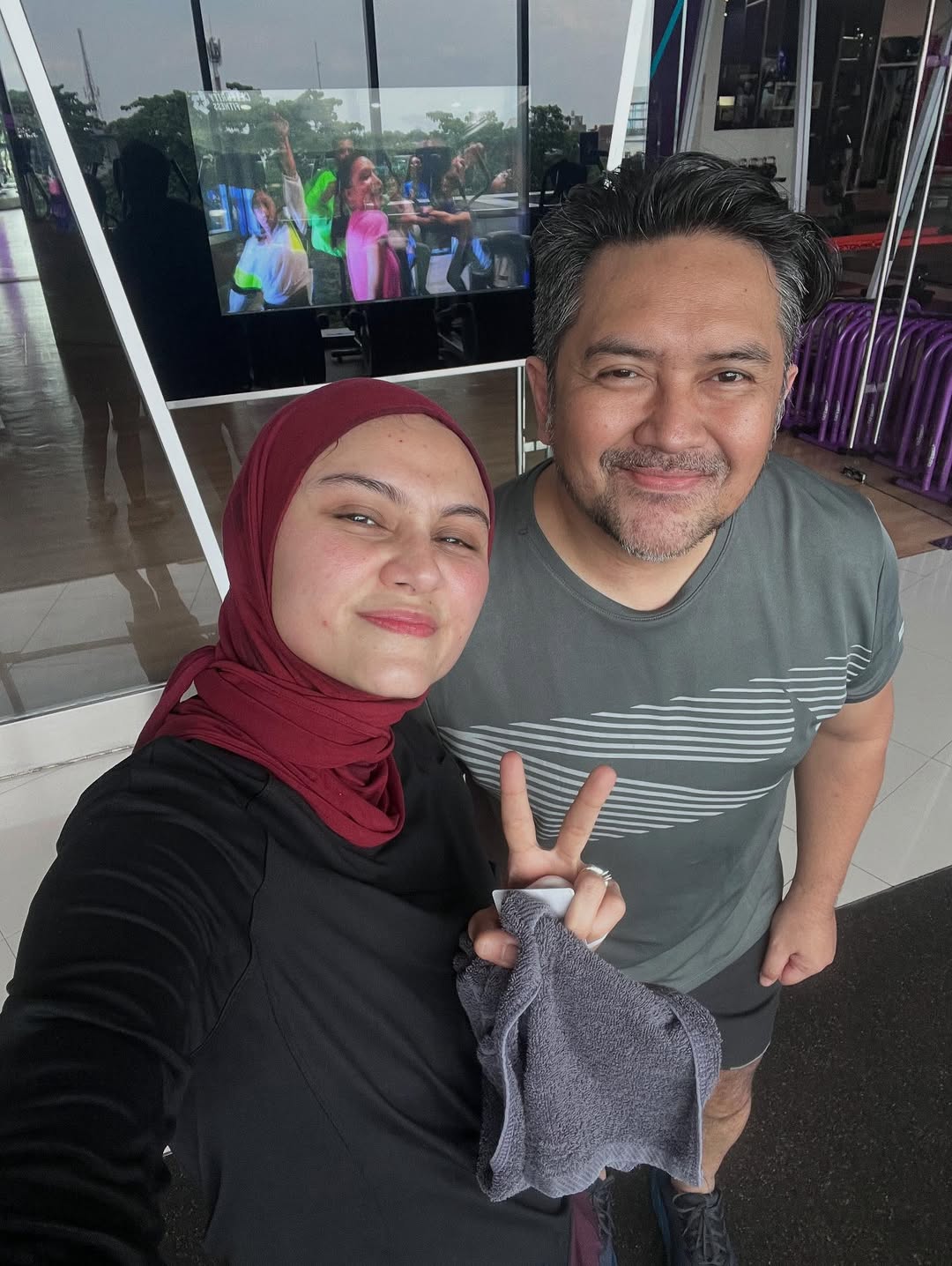 Zee Zee Shahab dan Prabu Revolusi