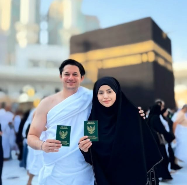 Andrew Andika dan Violentina Kaif