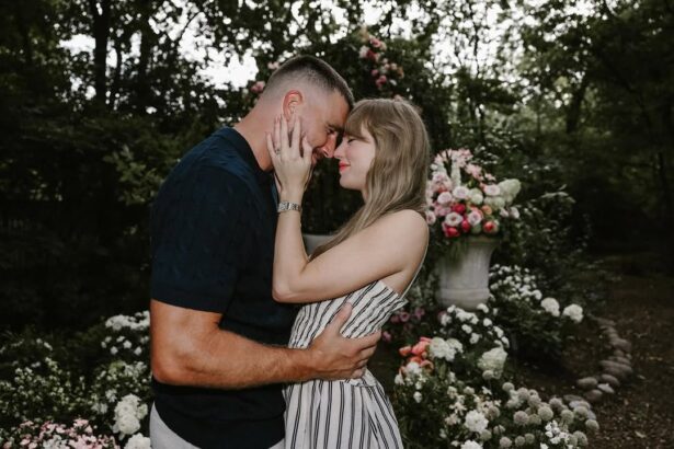 Taylor Swift dan Travis Kelce