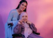 Raisa bersama ibunya