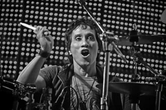 Yaya Moektio, mantan drummer Godbless