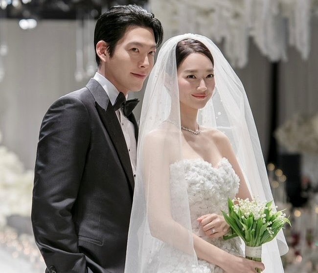 Kim Woo Bin dan Shin Min Ah