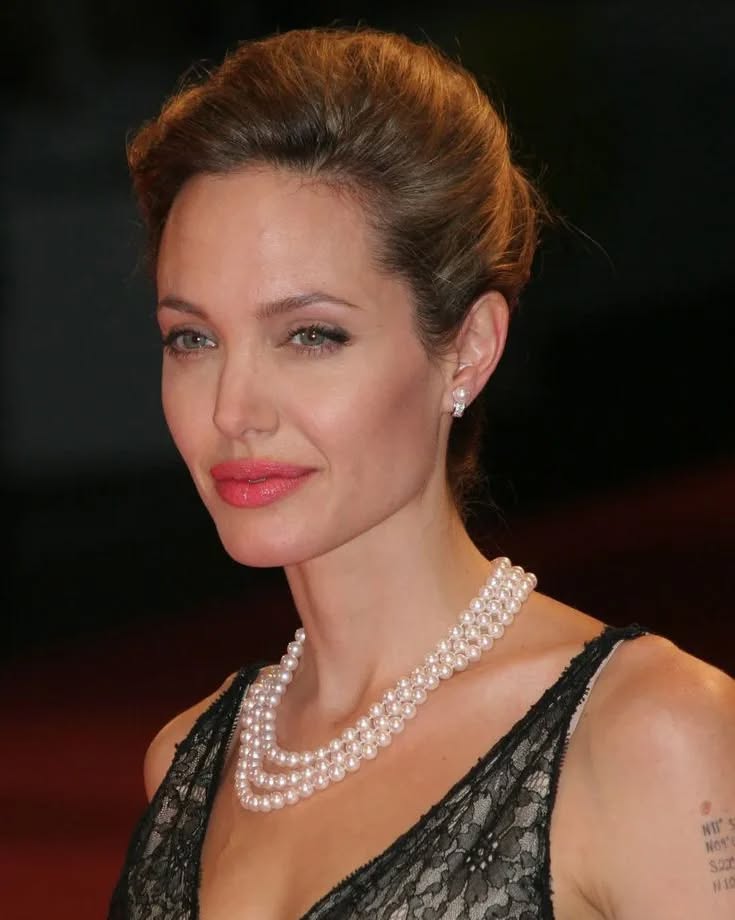 Angelina Jolie