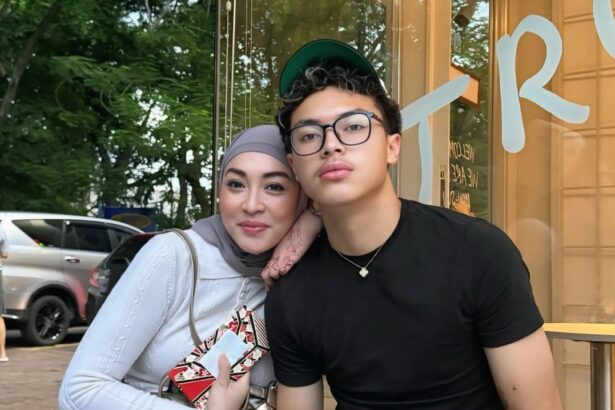 Angelina Sondakh dan Keanu Massaid