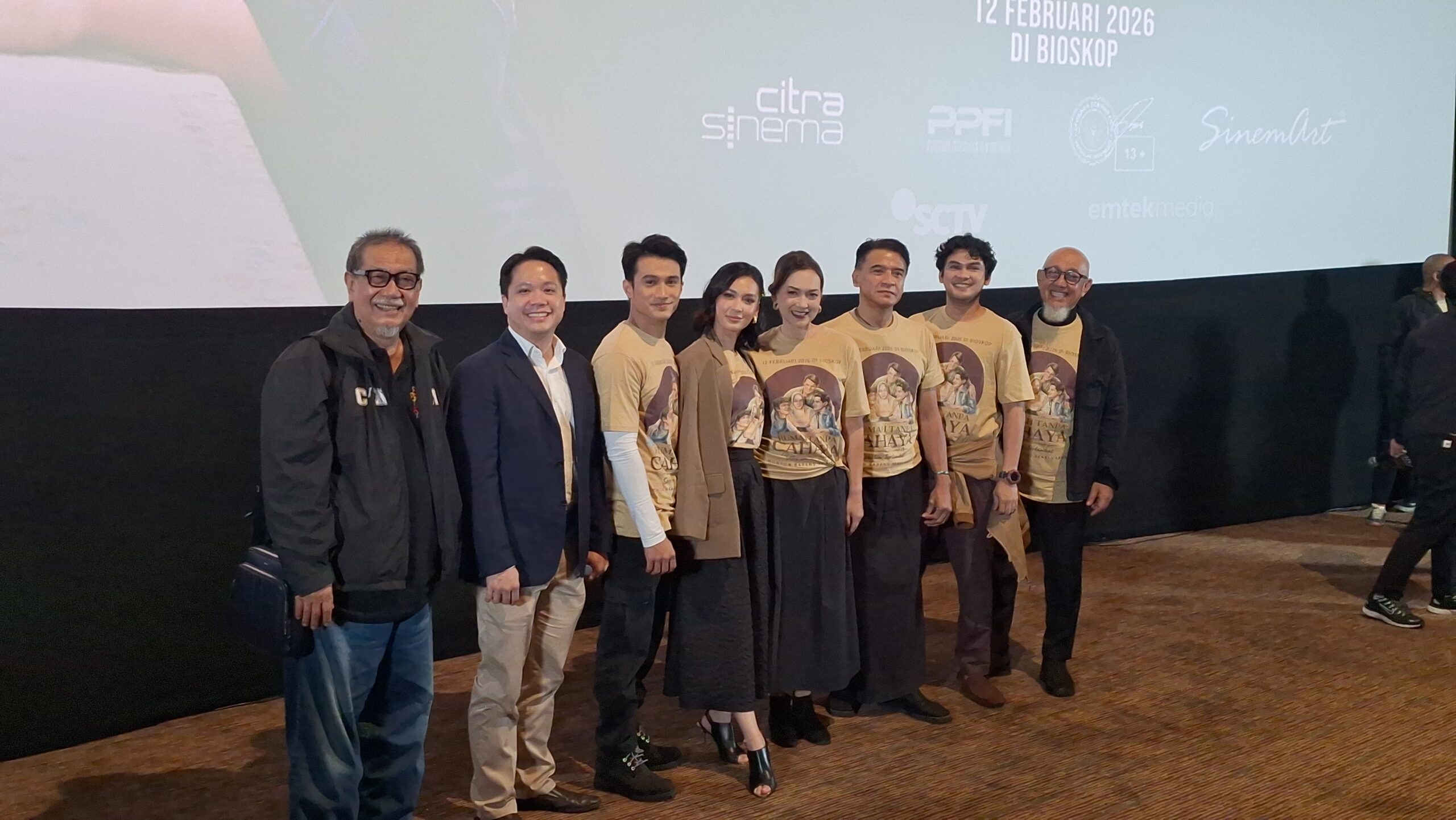 Film Rumah Tanpa Cahaya