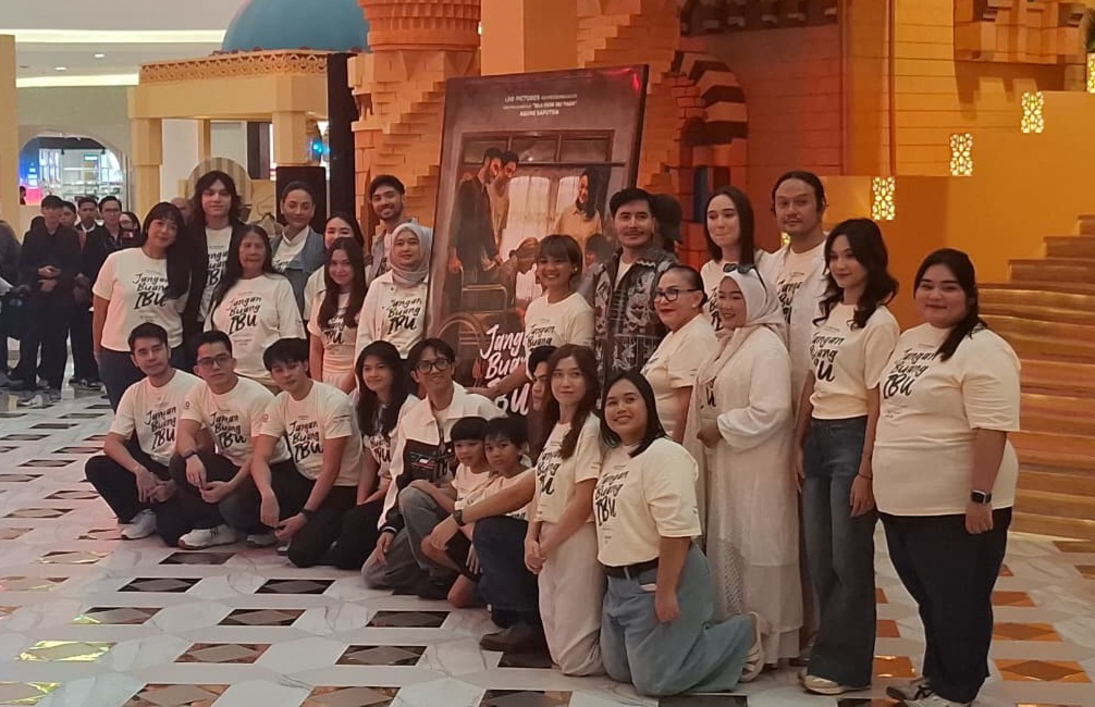 Cast film Jangan Buang Ibu