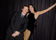 Dua Lipa dan Callum Turner